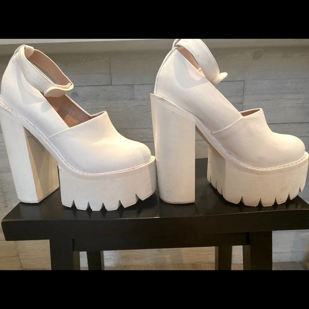 Jeffrey Campbell SCULLY Platforms